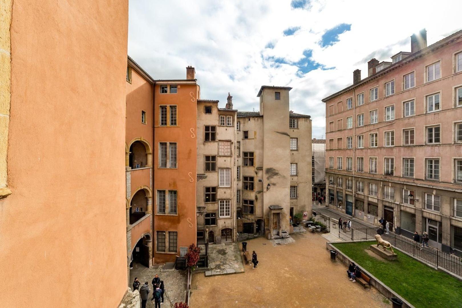 Апартаменти La Loge Des Avocats Du Vieux Lyon Ail Екстер'єр фото